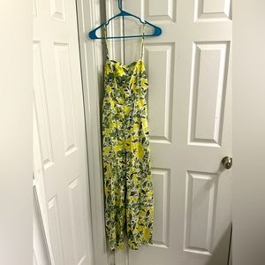 green flower decorated pantsuit